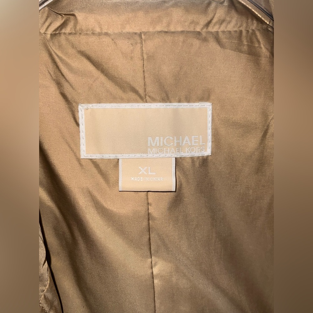 Spring jacket - Picture 2 of 3